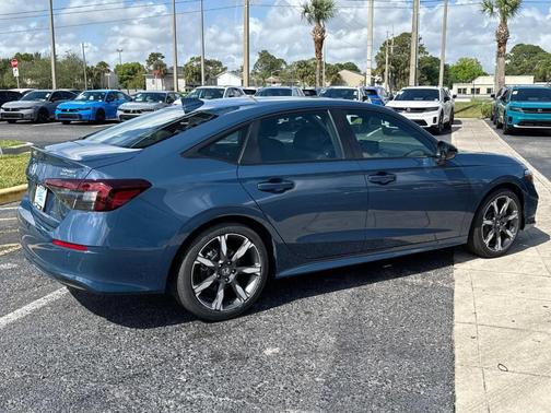 2025 Honda Civic Hybrid