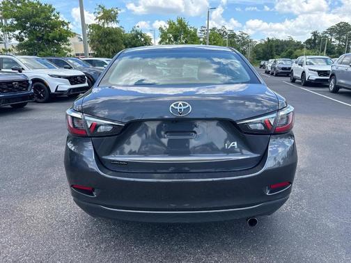 2017 Toyota Yaris iA Base