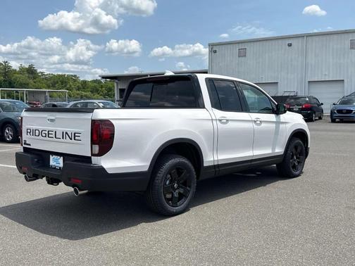 2025 Honda Ridgeline Black Edition