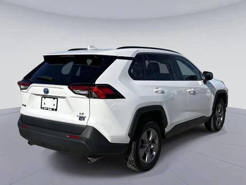 2023 Toyota RAV4 Hybrid LE
