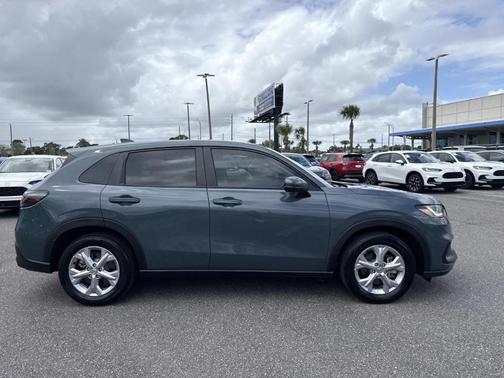 2024 Honda HR-V LX