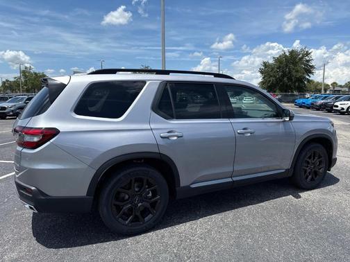 2025 Honda Pilot Touring+