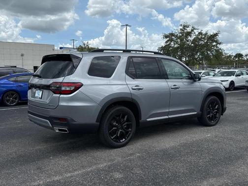 2025 Honda Pilot Sport