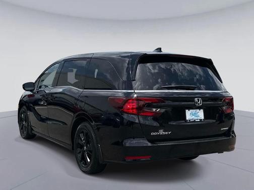 Crystal Black Pearl 2023 Honda Odyssey Sport