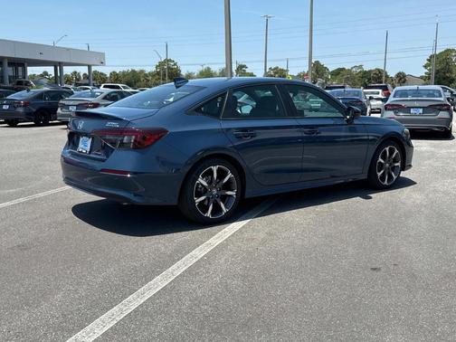 2025 Honda Civic Hybrid