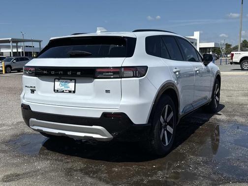 White Pearl 2026 Honda Prologue Touring