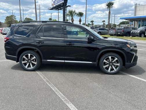 2025 Honda Pilot Elite