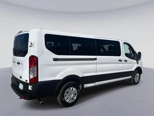 2023 Ford Transit Connect XLT