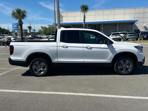 2025 Honda Ridgeline TrailSport