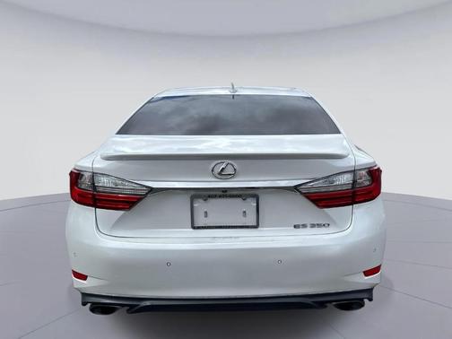 Eminent White Pearl 2016 Lexus ES 350 Base