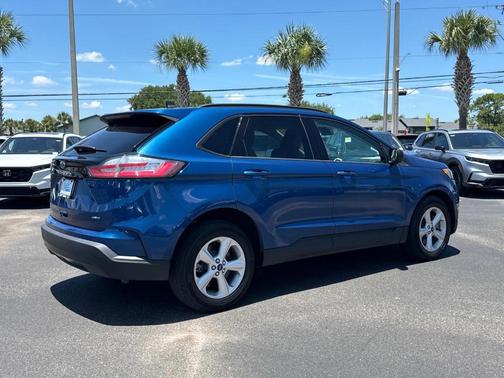 2021 Ford Edge SE