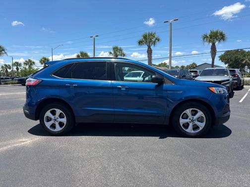 2021 Ford Edge SE