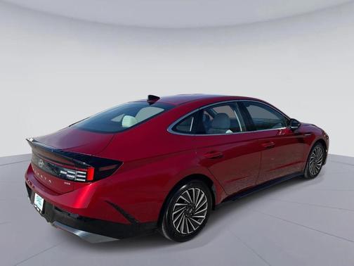 2024 Hyundai SONATA Hybrid SEL