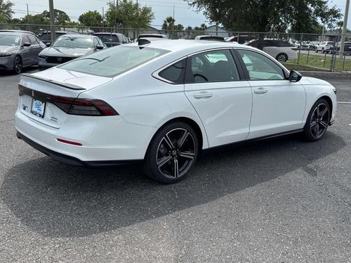 2025 Honda Accord Hybrid Sport