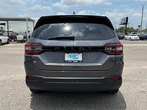 2023 Honda Pilot LX