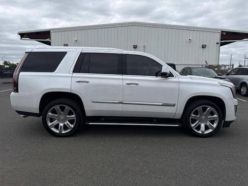 2020 Cadillac Escalade Premium Luxury