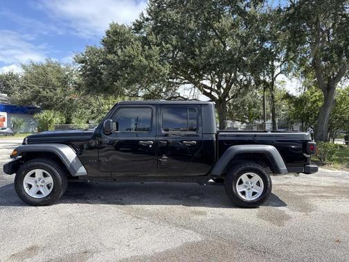 2023 Jeep Gladiator Sport