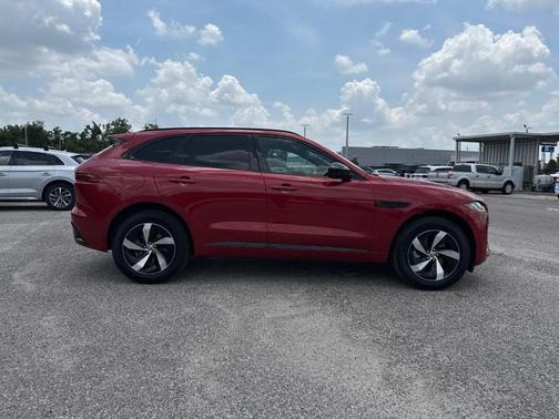 2024 Jaguar F-PACE P250 R-Dynamic S