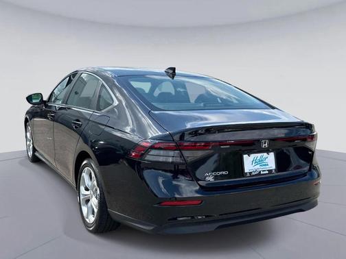 Crystal Black Pearl 2024 Honda Accord LX