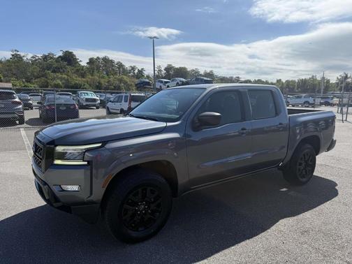 2023 Nissan Frontier SV