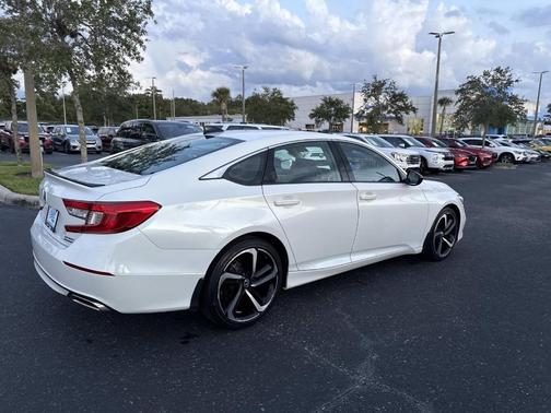 2022 Honda Accord Sport SE