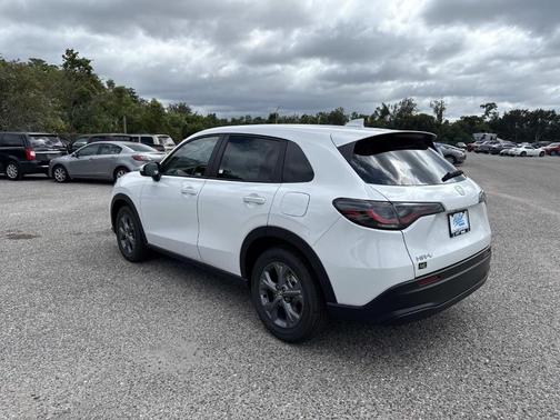 2026 Honda HR-V LX