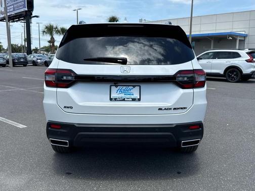 2025 Honda Pilot Black Edition