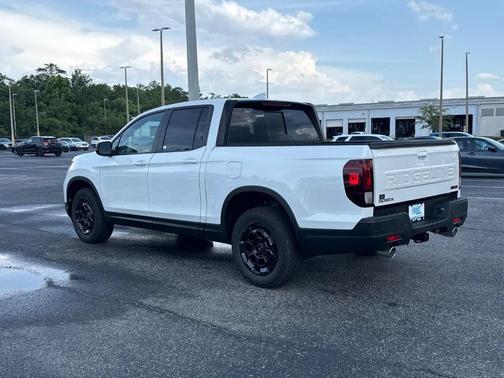 2025 Honda Ridgeline TrailSport+