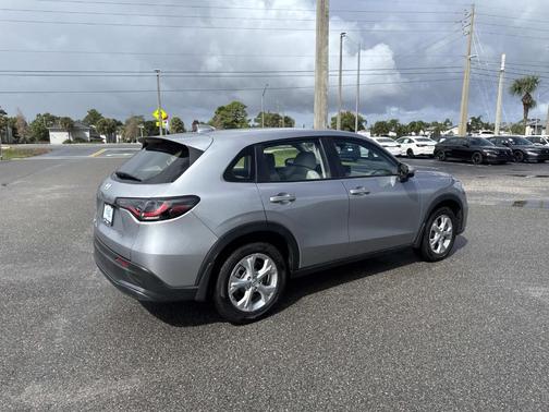 2023 Honda HR-V LX