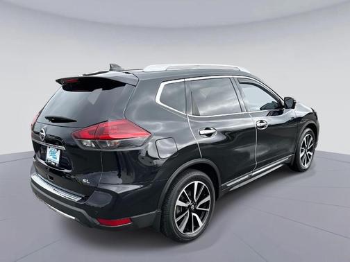 2020 Nissan Rogue SL