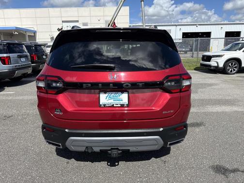 2023 Honda Pilot Elite