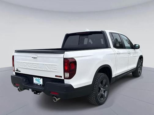 Platinum White Pearl 2026 Honda Ridgeline TrailSport