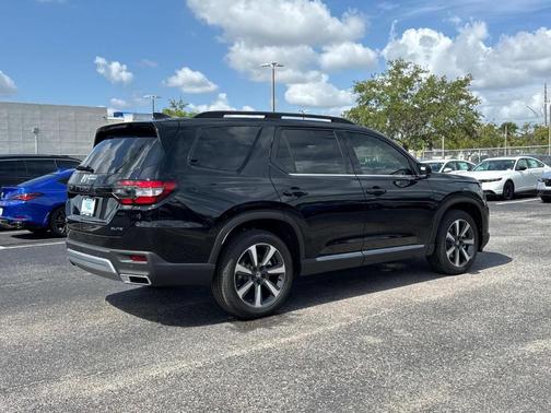2025 Honda Pilot Elite