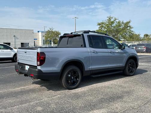 2025 Honda Ridgeline Black Edition