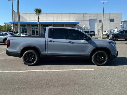 2025 Honda Ridgeline Black Edition