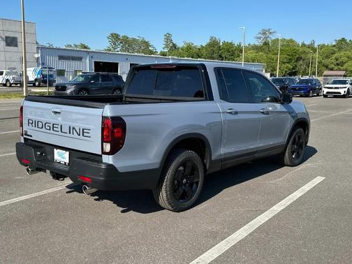2025 Honda Ridgeline Black Edition
