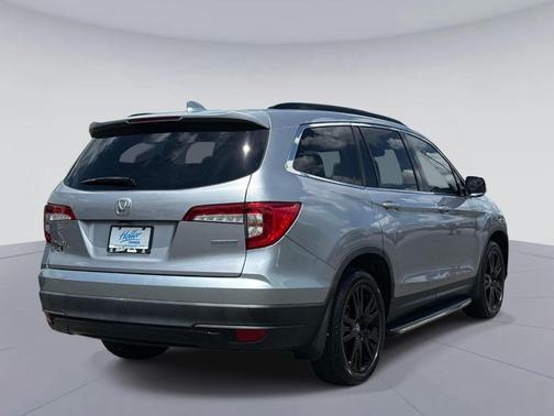 Lunar Silver Metallic 2021 Honda Pilot Special Edition