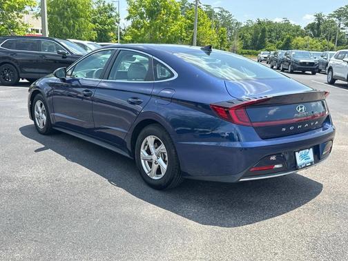 2021 Hyundai SONATA SE