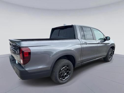 2025 Honda Ridgeline TrailSport+