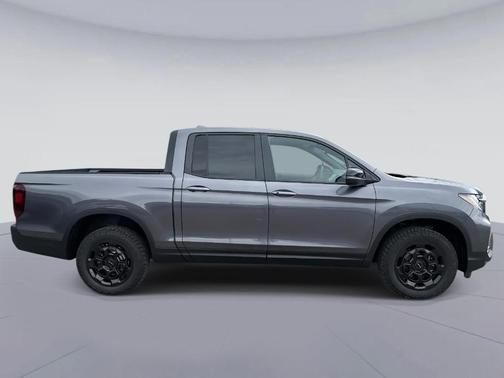2025 Honda Ridgeline TrailSport+