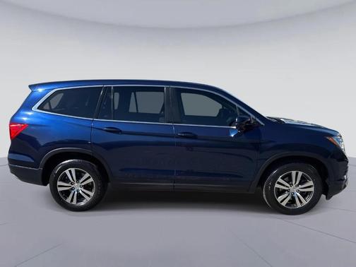 2016 Honda Pilot EX-L w/ Navigation