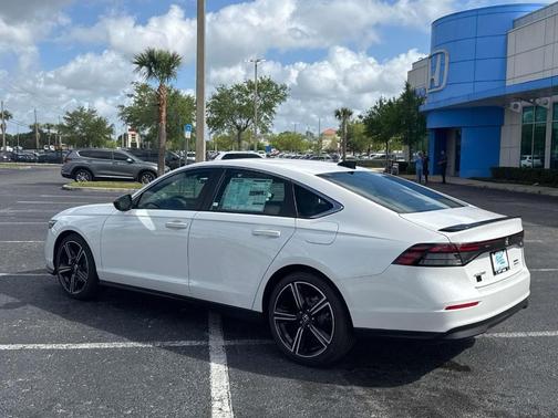 2025 Honda Accord Hybrid Sport