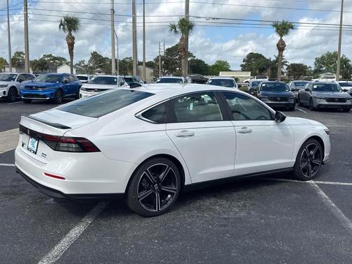 2025 Honda Accord Hybrid Sport