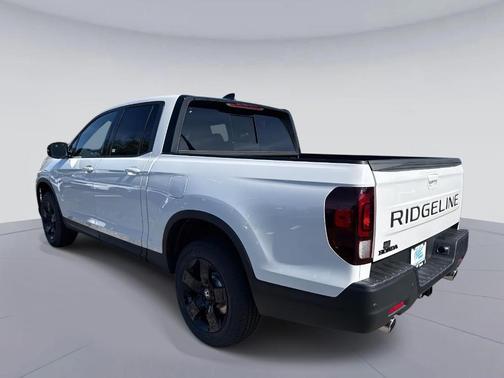 2026 Honda Ridgeline Black Edition Two-Tone