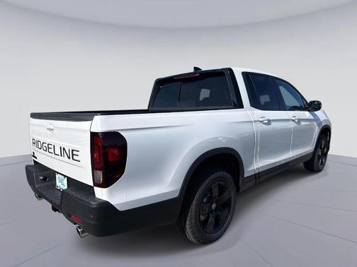 2026 Honda Ridgeline Black Edition Two-Tone
