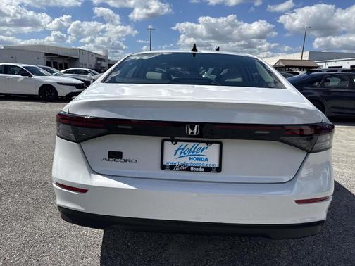 2025 Honda Accord SE