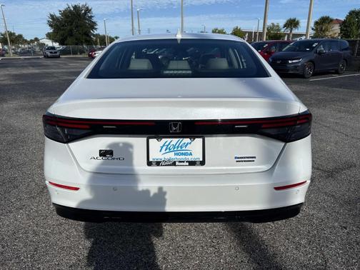 2025 Honda Accord Hybrid Touring