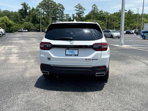2025 Honda Pilot Black Edition