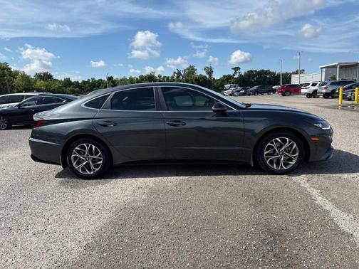 2021 Hyundai SONATA SEL