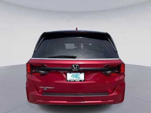 Radiant Red Metallic II 2026 Honda Odyssey EX-L